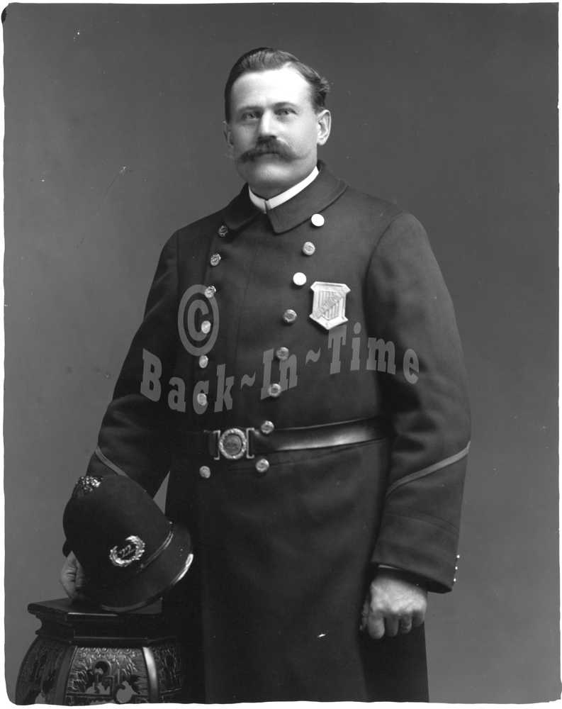 Brockton, MA Officer Badge #22 - large