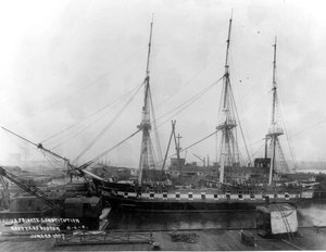 USS-Constitution-Boston-Navy-Yard-June-29-1907-sm