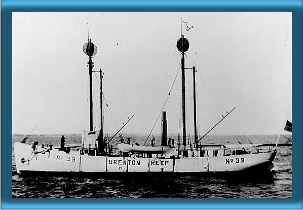 brenton_reef_lightship_39-a